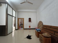 城北私宅，占地8×9，南向5層，前后8米 城北私宅