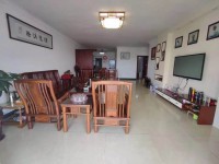 國泰廣場(chǎng)精裝修大三房 過戶費(fèi)低 送全部家 國泰廣場(chǎng)