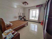 國(guó)泰廣場(chǎng)精裝修大三房 過(guò)戶費(fèi)低 送全部家 國(guó)泰廣場(chǎng)