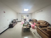 城北電梯大三房，送大平臺。，戶型非常靚， 國泰廣場