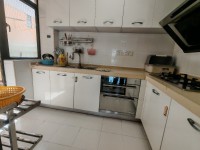 電梯高層，光線充足 怡景家園