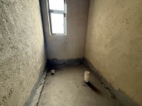 綿登廣場(chǎng)高品質(zhì)精裝4室，交通便利，設(shè)施齊 綿登廣場(chǎng)